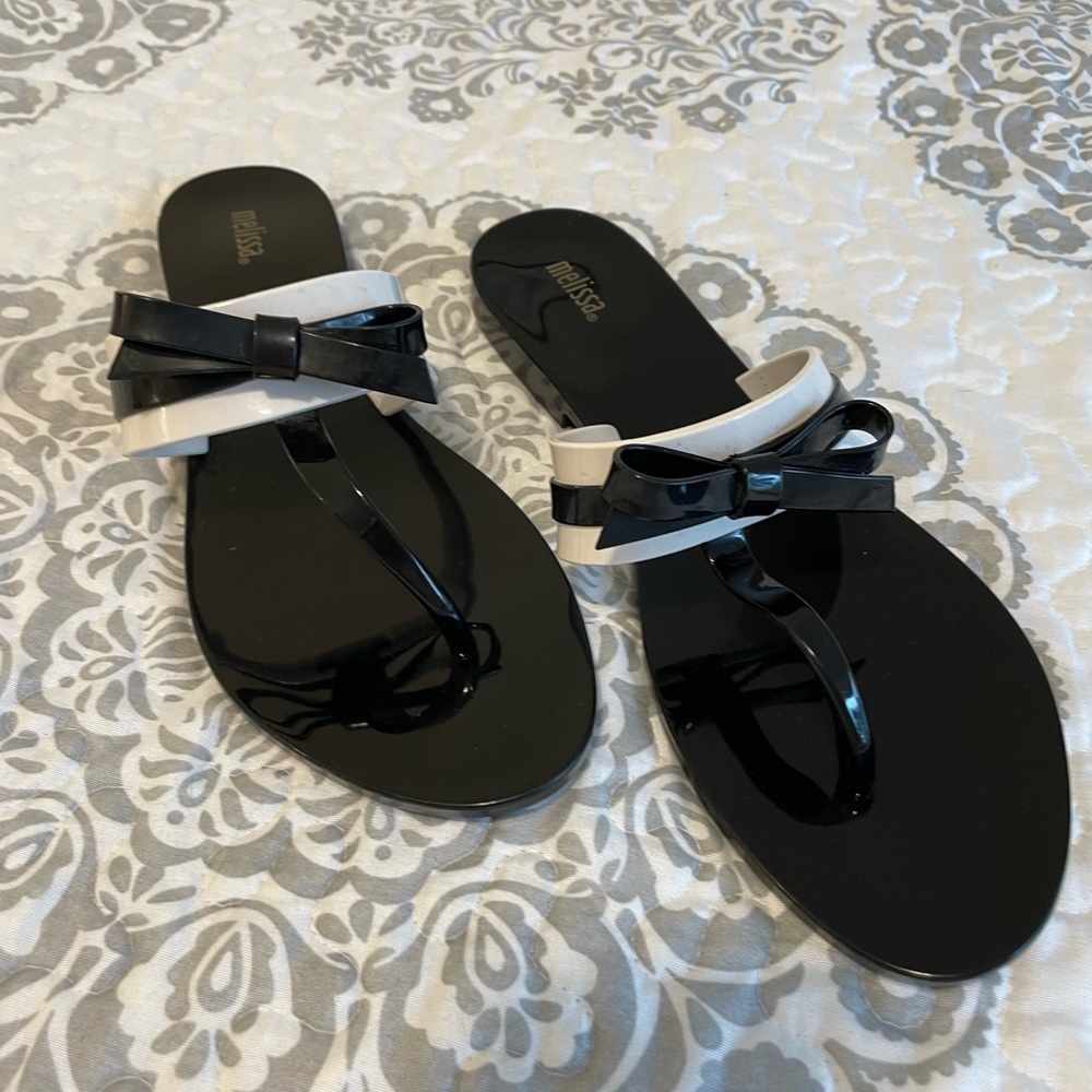 Melissa Sandals they smell like bubblegum - Picture 2 of 11